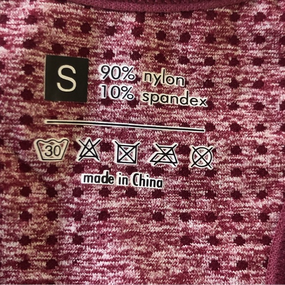 NWOT WodoWei Women Tank top yoga Gym Size S, Color Red Wine - Picture 5 of 5